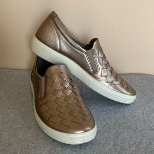 ECCO Soft 7 Woven Slip On in Warm Grey